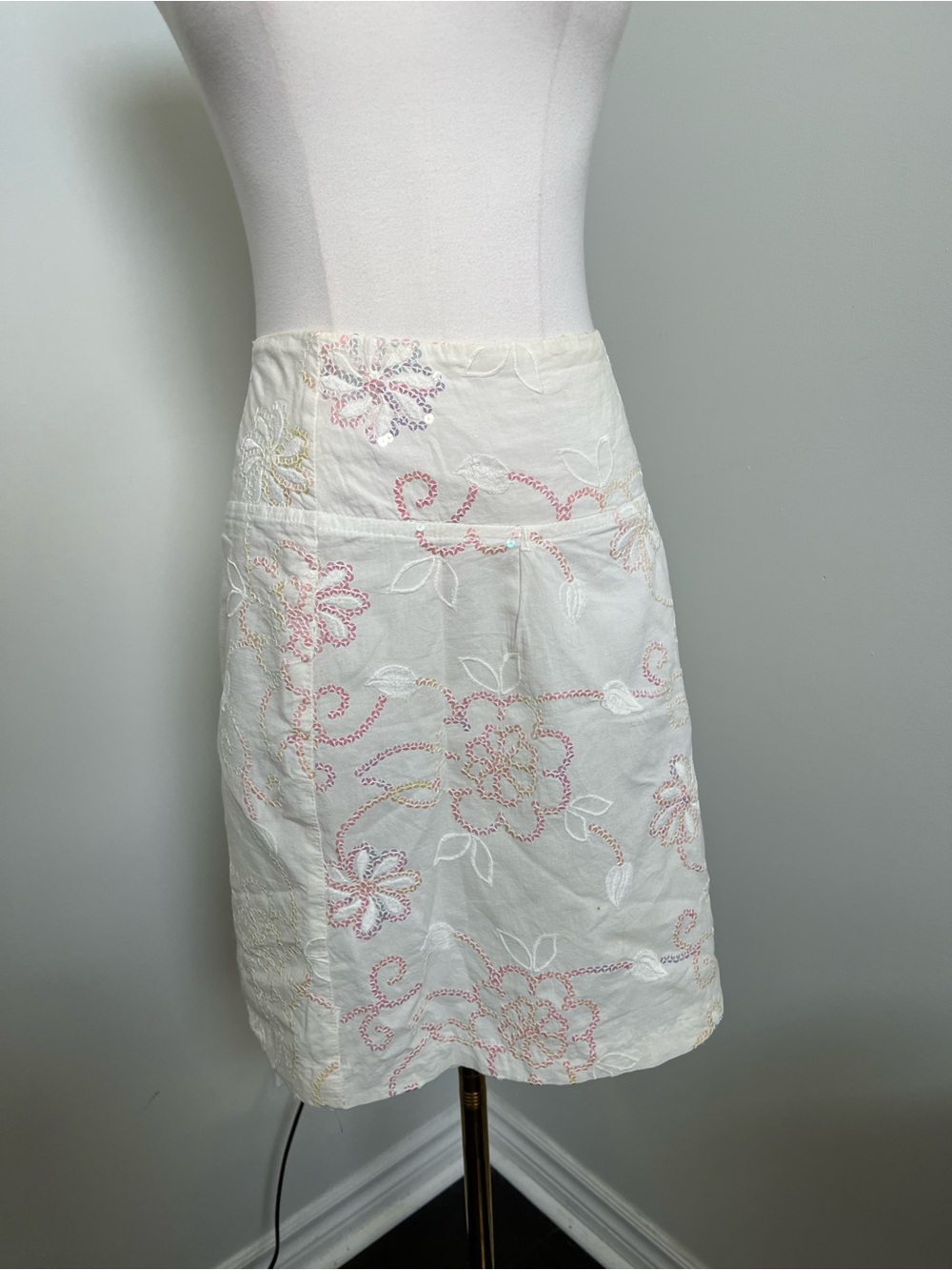 Vintage Fairycore Embroidered Floral Cottagecore Skirt | Pastel Whimsy A-Line 9 - Picture 5 of 8